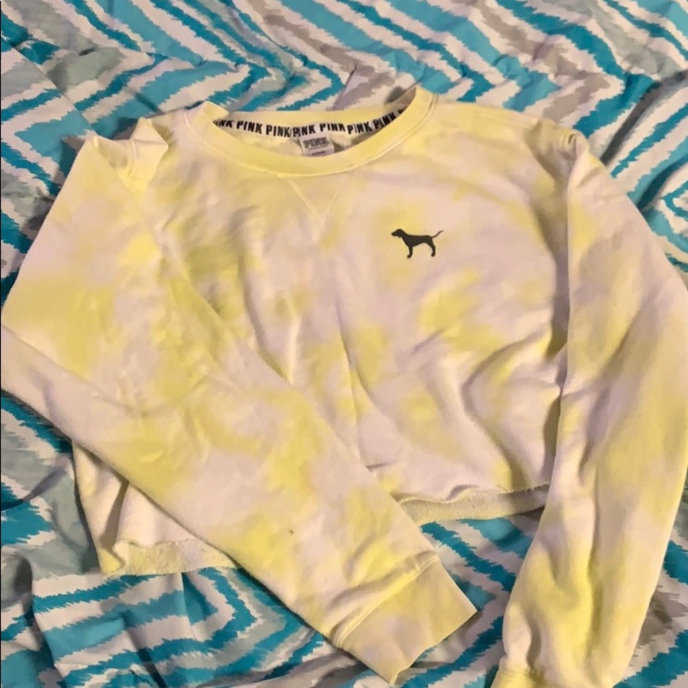 Victoria pink crop top